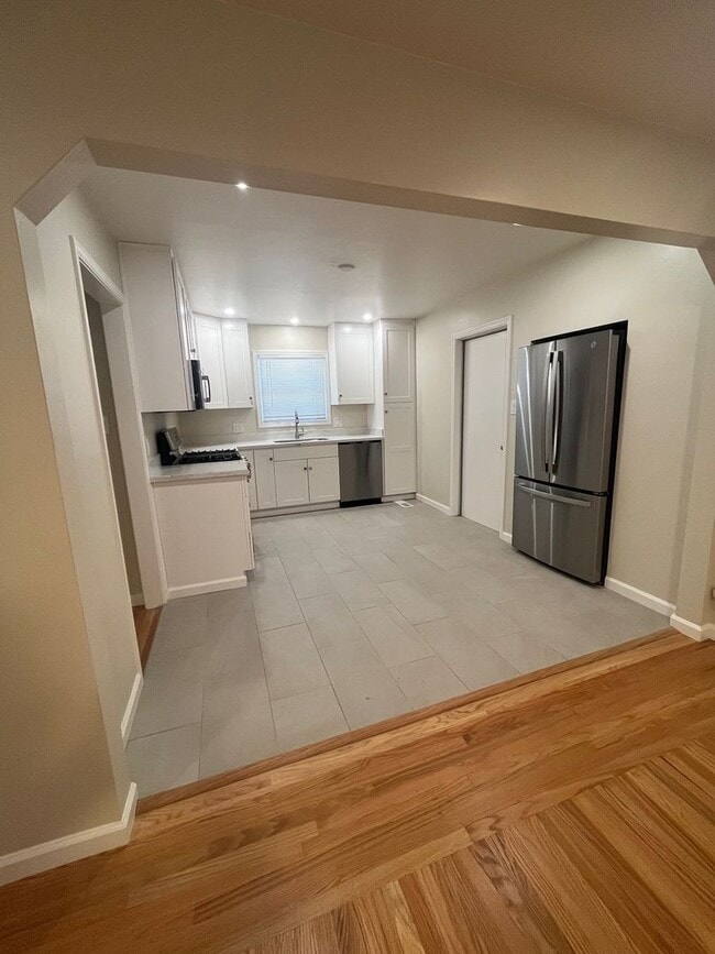 Building Photo - Beautifully Remodeled 2 Bedroom 1 Bathroom in the McDonald Area of Northeast Santa Rosa