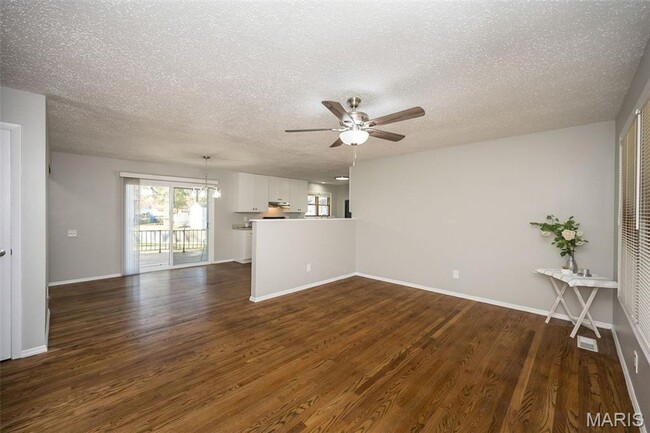 Building Photo - 1060 Kingsbrook Ln