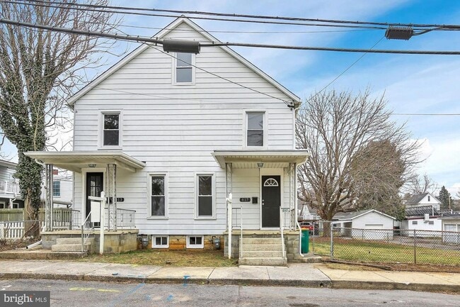 Primary Photo - Coming Soon - Charming 3 Bedroom, 1 Bath H...