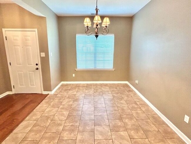 Building Photo - Now Leasing A Must See 4 Bedroom 2 Bath Ho...