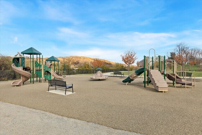 Building Photo - Available Now – Luxury 3 Bedroom, 2.5 Bath Carnegie Grand Townhome in Atwater Community