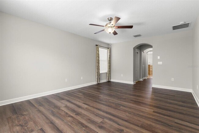 Building Photo - 20405 Autumn Fern Ave