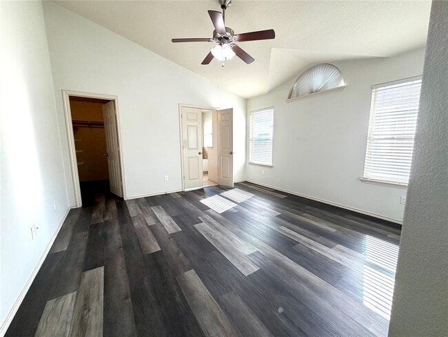 Building Photo - 500 Obsidian Ln