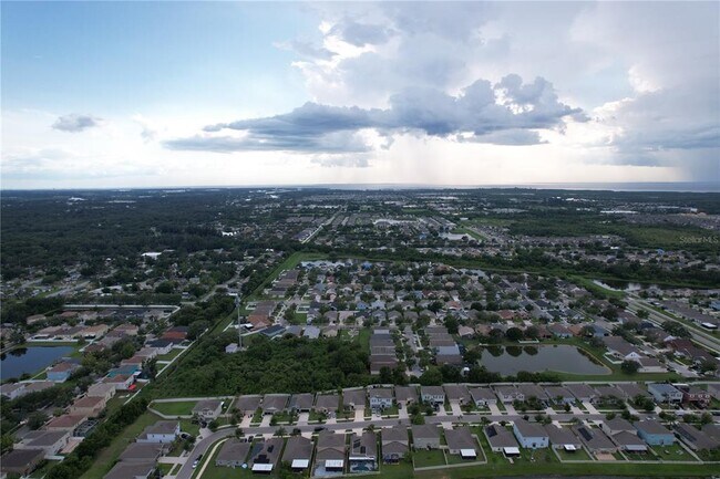 Building Photo - 1740 Broad Winged Hawk Dr