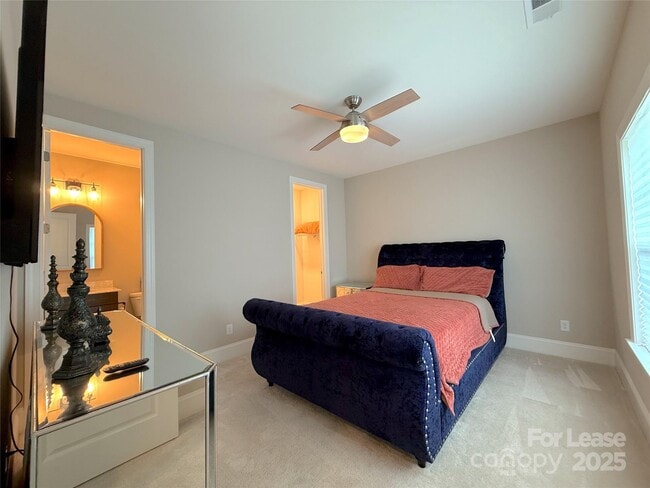 Building Photo - 3066 Belden Dr