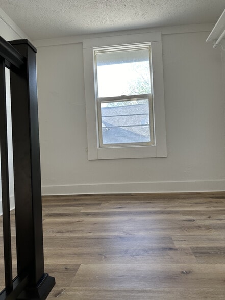 Building Photo - 1219 14th St S