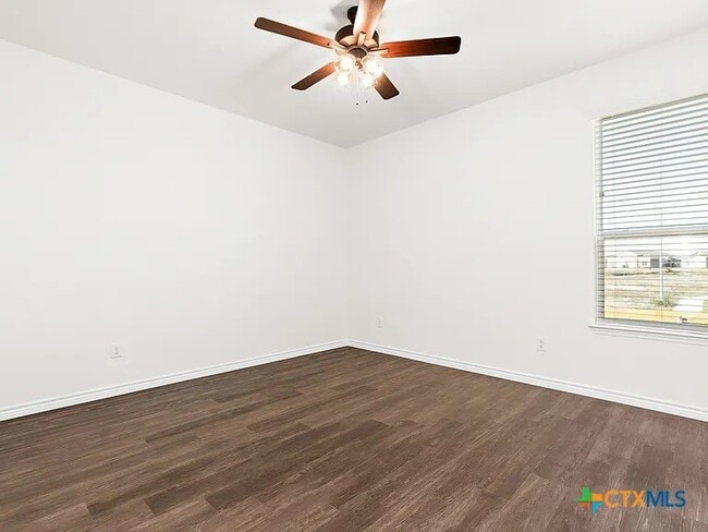 Building Photo - 5110 Rose Gdn Lp