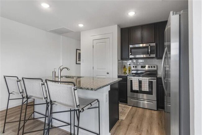 Building Photo - 151 Harvest Meadows Rd