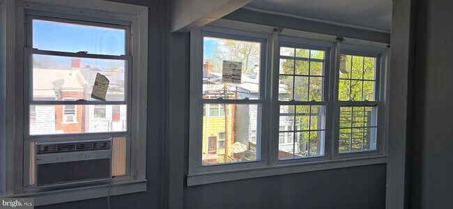 Building Photo - 735 Princeton Pl NW