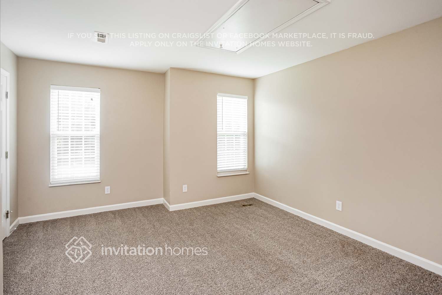 Building Photo - 16100 Epiphany Ct