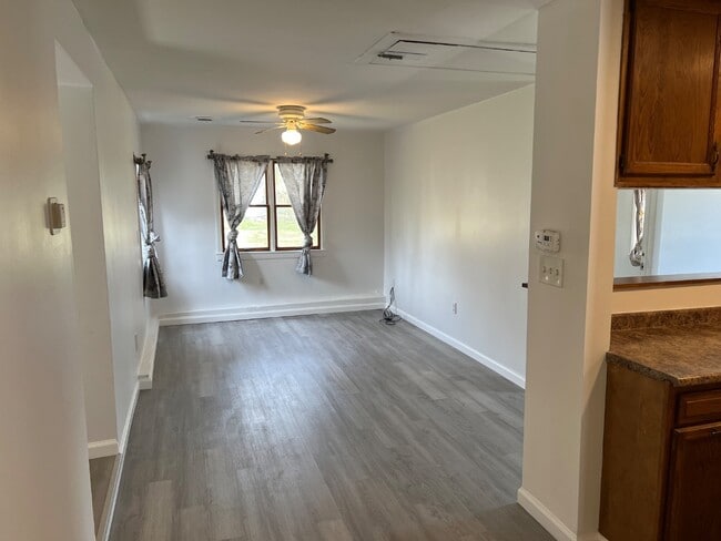 Building Photo - 19 Bennett Rd