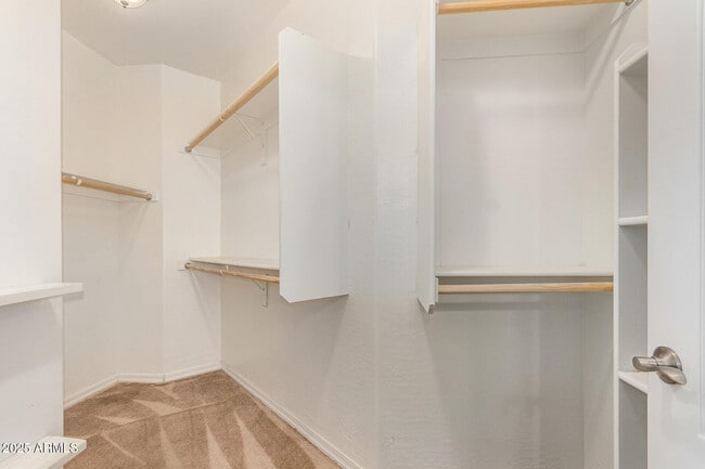 Building Photo - 743 E Constance Wy