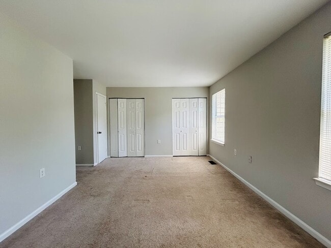 Building Photo - 3503 Aviary Way