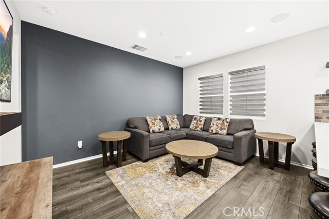 Building Photo - 925 Clementine Ct