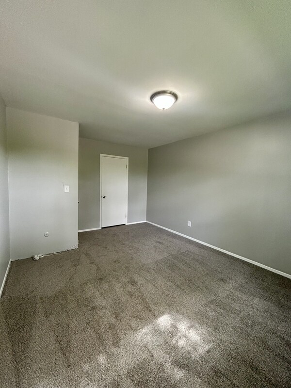 Building Photo - 4269 Quarry Rd