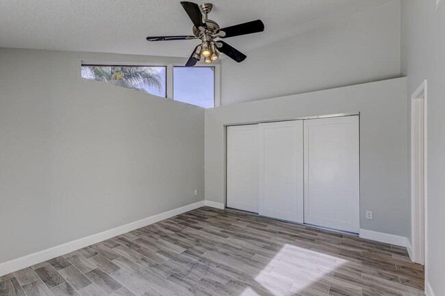 Building Photo - 5518 Golden Eagle Cir