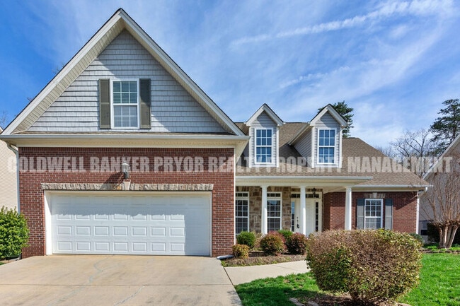 Building Photo - 6811 Neville Dr