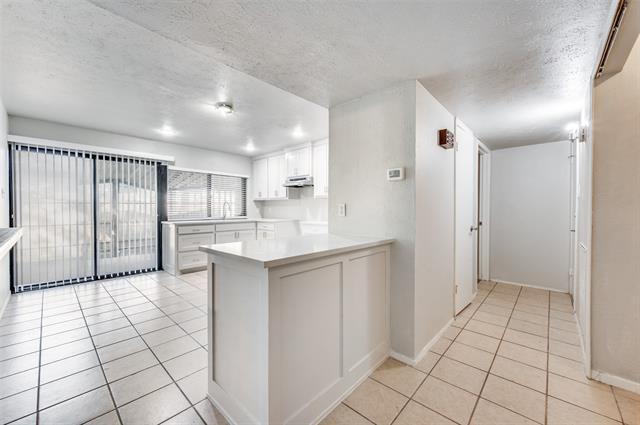 Building Photo - 8514 Sikorski Ln