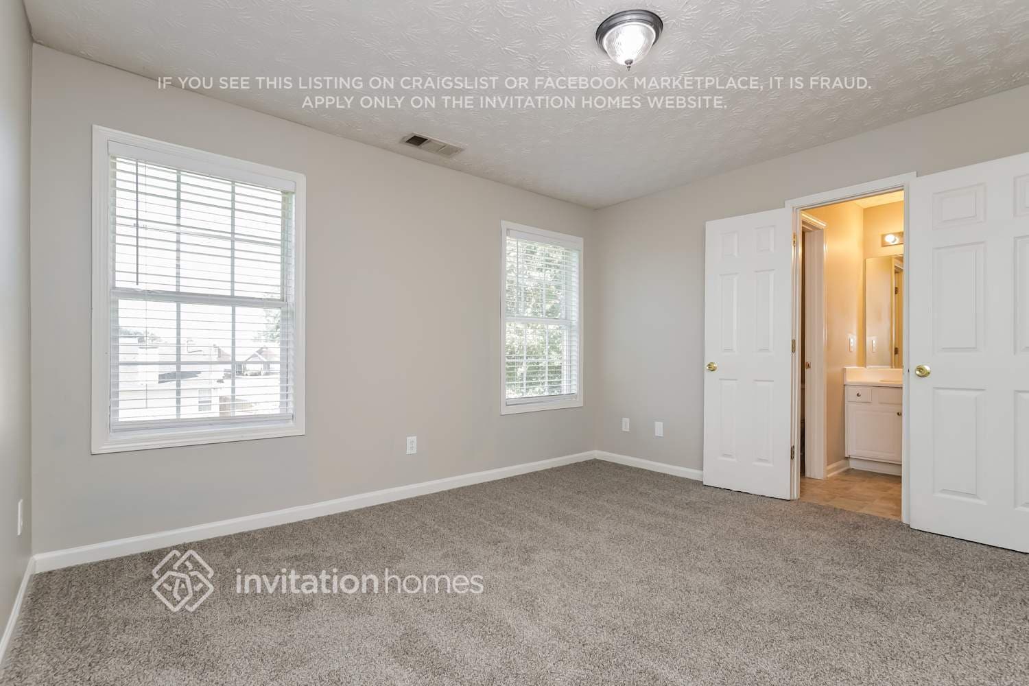 Building Photo - 333 Interlake
