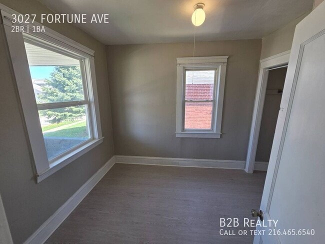 Building Photo - 3027 Fortune Ave