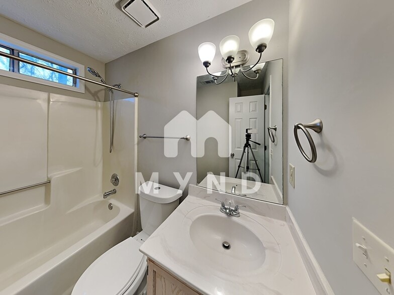 Building Photo - 3802 Starlight Trail