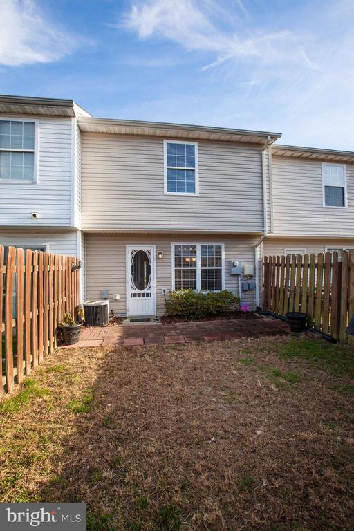 Building Photo - 10502 Guilderland Ct