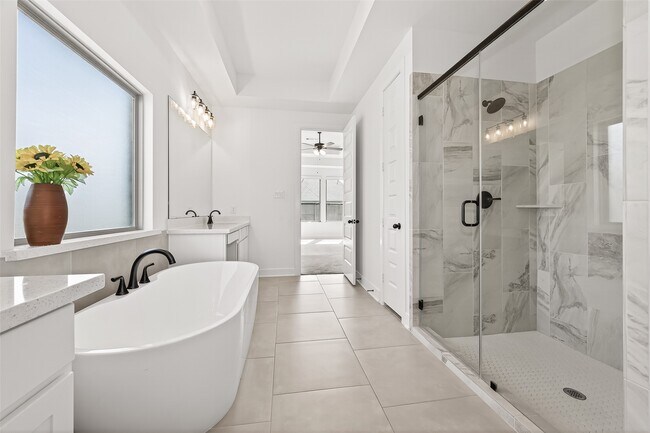 Building Photo - 26307 Aurora Vly Wy