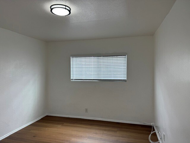 Building Photo - 9404 S Figueroa St
