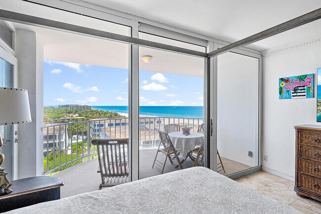 Building Photo - 2295 S Ocean Blvd