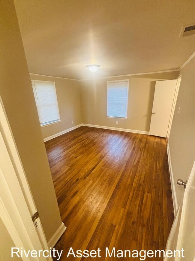 Building Photo - A Must See Gem Located In Frayser!!!! Sect...