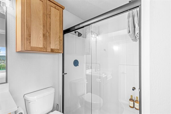 Building Photo - 303 Gangnes Dr