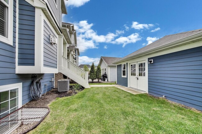 Building Photo - 10 N Dryden Pl
