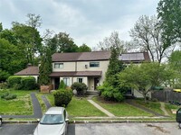 Building Photo - 29 Sycamore Dr