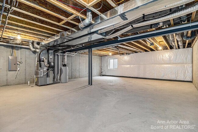 Building Photo - 3343 Roseford Blvd