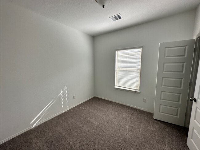 Building Photo - 16662 Moss Ln