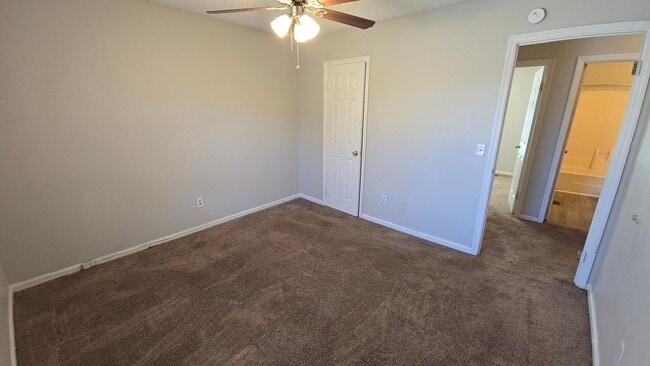 Building Photo - West Columbia