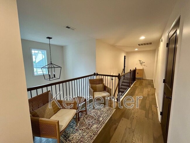 Building Photo - 2242 Nora Mae Rd