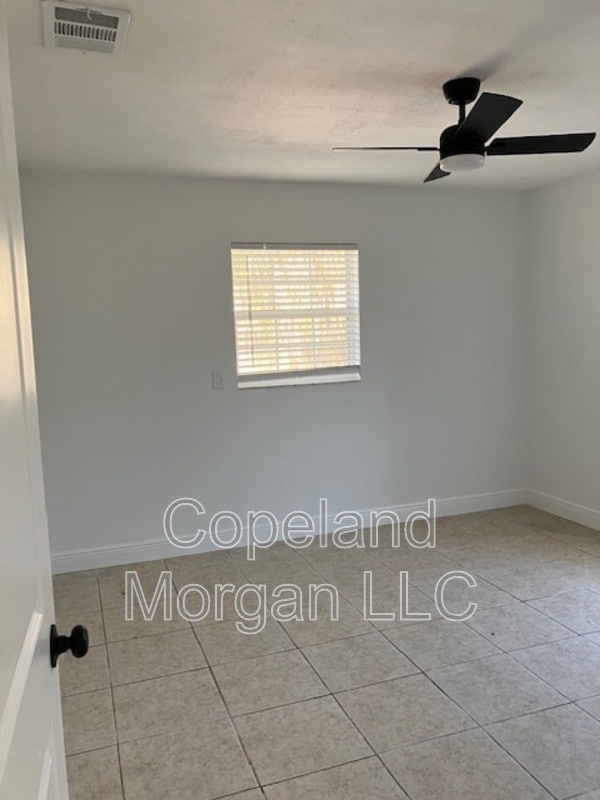 Building Photo - 2700 Miriam St S