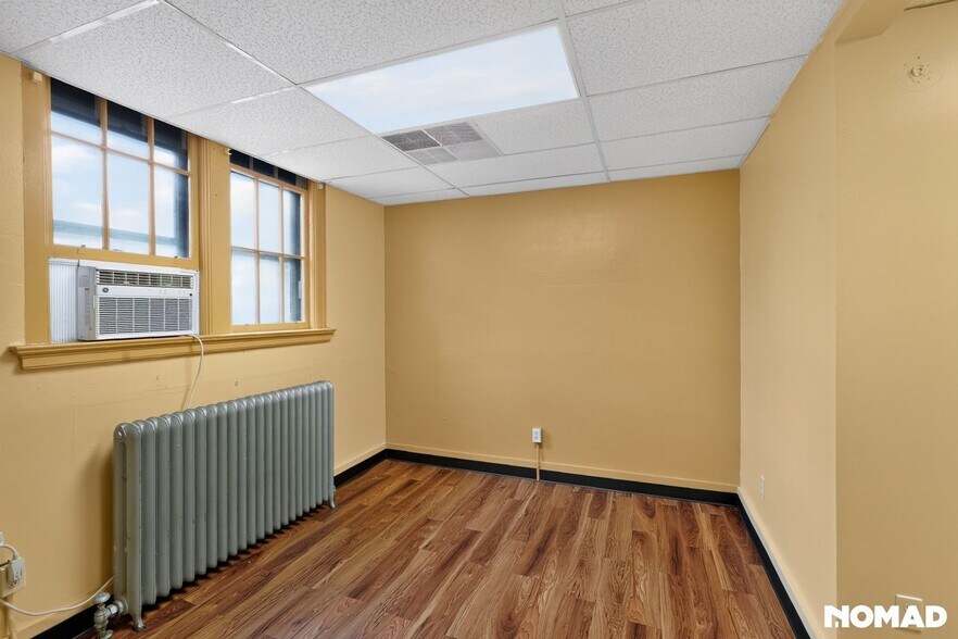 Building Photo - 99 Ford Ave
