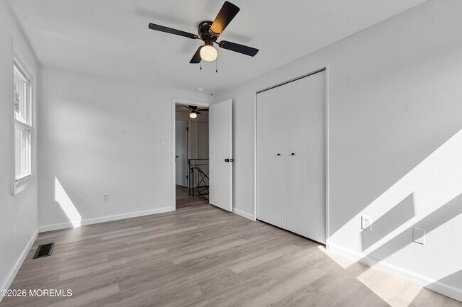 Building Photo - 8 Holton Ln