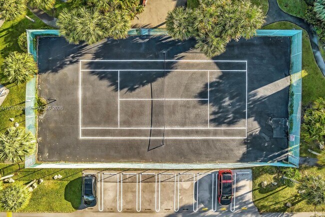 Building Photo - 8911 NW 28th Dr