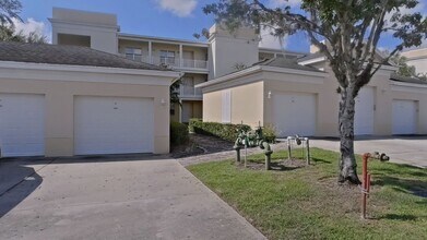Building Photo - Luxury 3/2 Reunion Condo