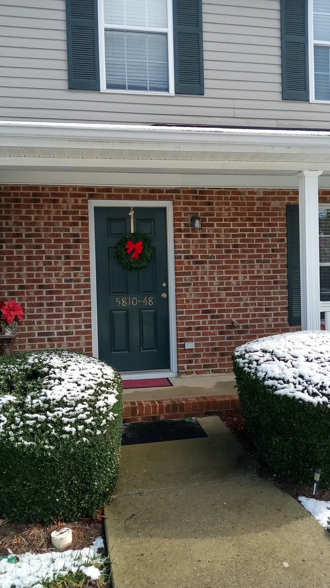 Building Photo - 5810 Battery Dr