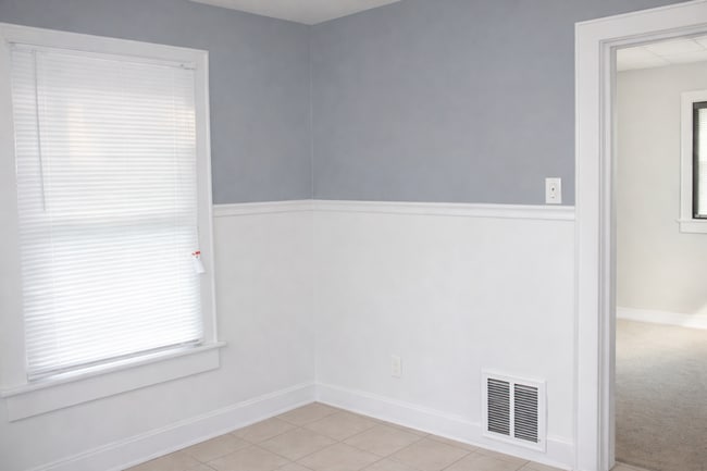 Building Photo - 2 Bedroom Plain Township Home for Rent