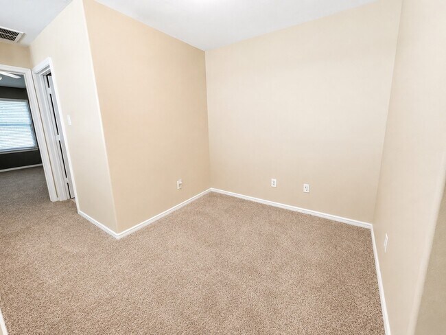 Building Photo - 134 N Camellia Grove Cir