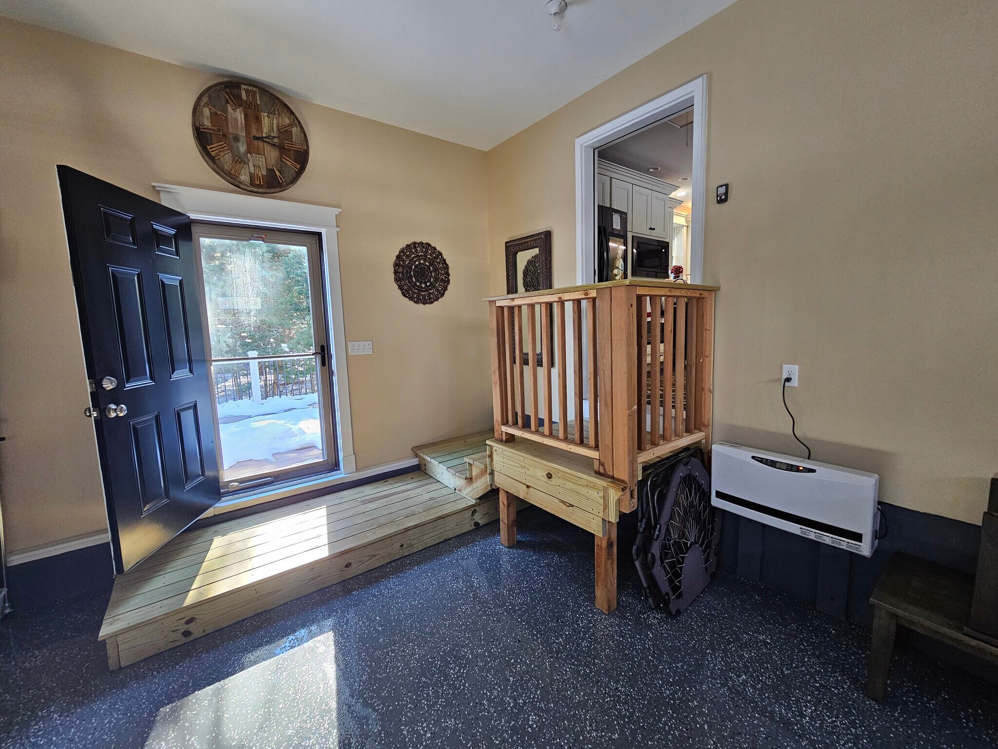 Building Photo - 435 High St