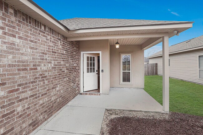 Building Photo - 15458 Rose Stone Dr