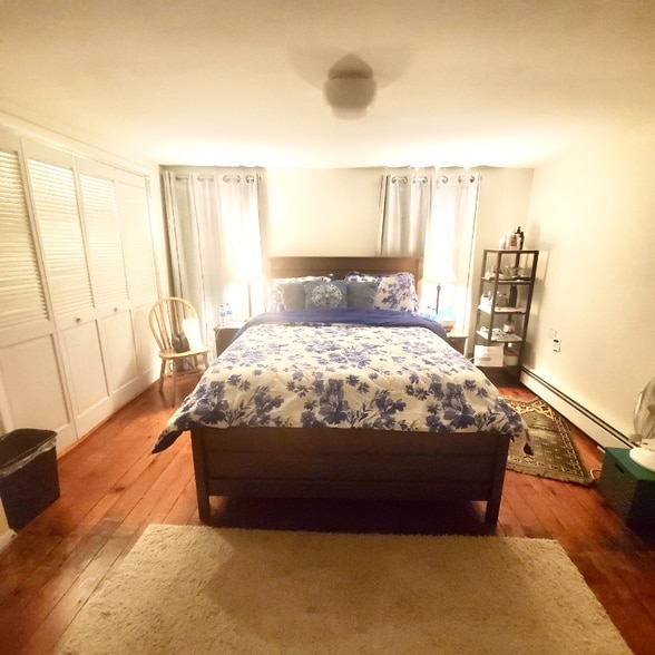 Building Photo - 1021 Cherry St