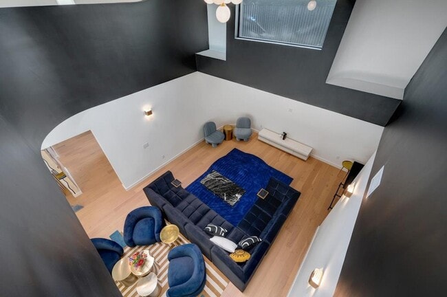 Building Photo - 7809 Woodrow Ave