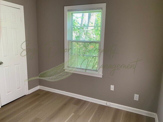 Building Photo - DESIRABLE RAYTOWN LOCATION!!!